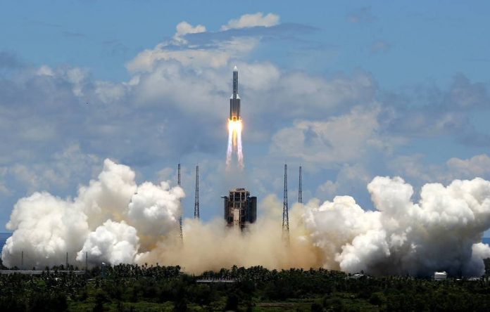 China's Long March 5 carrier rocket launched to Mars