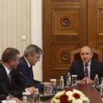 300-169-konsultacii-rumen-radev-dps