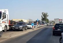 Интензивен е трафикът на някои от граничните пунктове с Гърция, Сърбия, Румъния и Турция