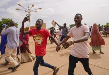 Военната хунта в Нигер затвори въздушното пространство над страната