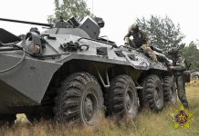 Полша изпраща още войници на границата, след като хеликоптери на Беларус нарушиха въздушното й пространство