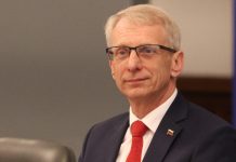 Премиерът отказа да оцени правителството: Гледаме да си вършим работата!