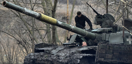 Страни от ЕС обявиха, че няма да изпращат сухопътни сили в Украйна