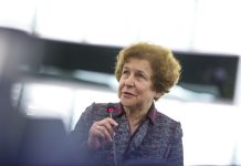 ЕП не си поставя срок за разследването на евродепутата Татяна Жданока