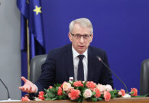 Премиерът Денков: Само министър Христо Хинков е пожелал да напусне кабинета след ротацията