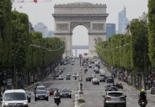 Половината от новите коли са твърде големи за европейските градове, установяват експерти