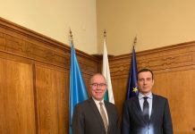 Столичният кмет Васил Терзиев обсъди с швейцарския посланик Раймунд Фурер обмяна на опит по различни теми