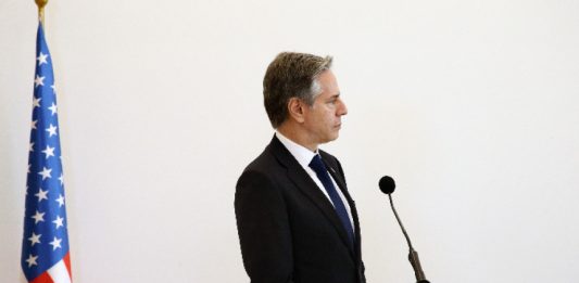 Започва поредната близкоизточна обиколка на Антъни Блинкън