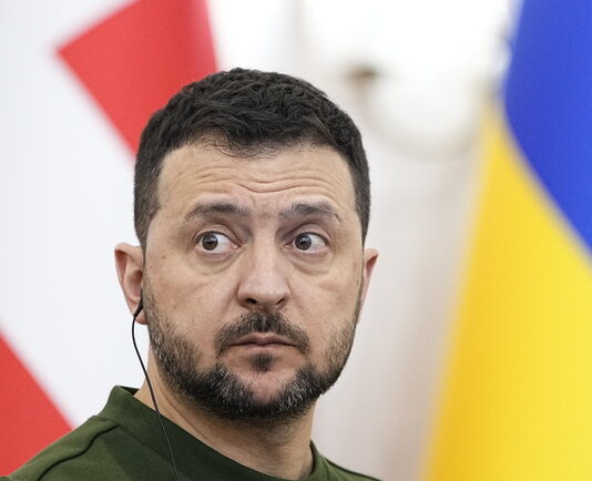 Зеленски обяви нови споразумения, които ще укрепят украинската армия