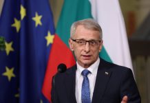 Денков: За ПП-ДБ е важно кой ще обяснява в чужбина какво се случва в България