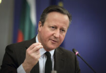 Дейвид Камерън призова Конгреса на САЩ да не повтаря с Путин грешките, допуснати с Хитлер