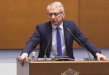 Денков: Време е с Борисов да започнем да си говорим директно, а не през медиите