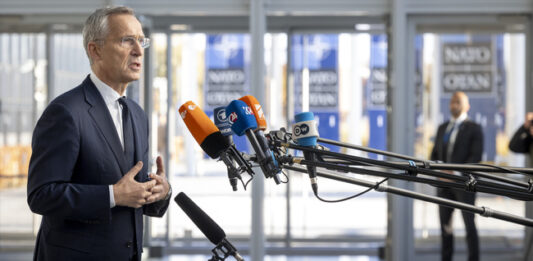 Столтенберг: Взаимната защита е сърцевината на НАТО и изявления срещу това подкопават сигурността на алианса