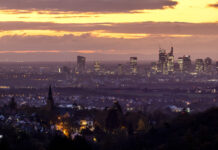 „Ес енд Пи Глоубъл“ понижи отново кредитния рейтинг на голяма германска банка в ипотечното кредитиране