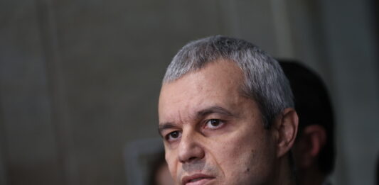 Костадинов: Тагарев е агент, трябва да бъде съден за шпионаж