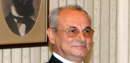 Ахмед Доган към младите в ДПС: Повечето политици нямат каузи, разчитат на PR и ефектно ситуиране във властта