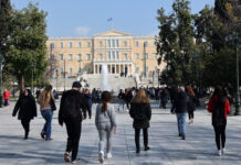 Гърция планира да привлече 40 000 чуждестранни работници от шест страни