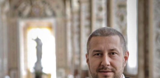 Пиарът на ГЕРБ: Предложихме вариант на ротация само на премиерите на 17 март, но ПП-ДБ го отхвърлиха