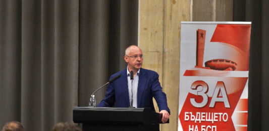 Създадоха ново политическо крило в БСП, опозиционно настроено спрямо Нинова