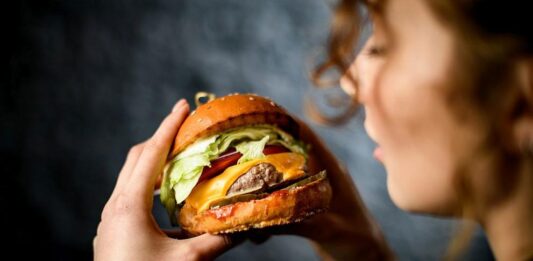 Диетолог съветва: Кои бургери могат да бъдат част от здравословната диета