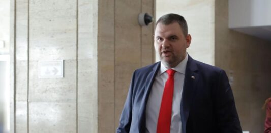 Пеевски честити 3 март: Да бъдем единни в името на силна, европейска България