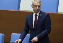 „Ключовата точка 6“ е условието на Денков и ПП-ДБ преди оставката