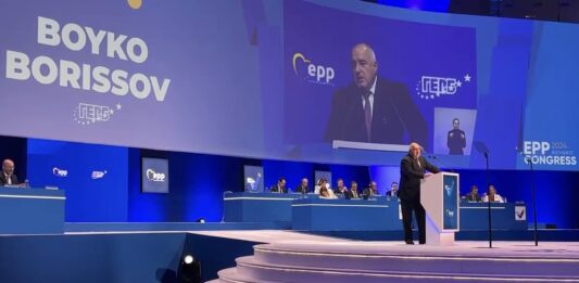 Борисов пред ЕНП: Имаме колебливо правителство, но много силен парламент
