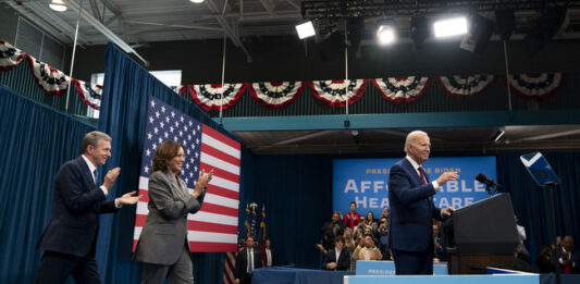 Байдън заяви на предизборна проява, че републиканците ще сложат край на достъпното здравеопазване
