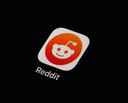 „Редит“ очаква да набере почти 750 милиона долара при първично публично предлагане на акции