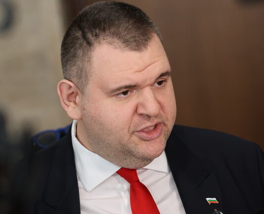 Пеевски за Живко Коцев: Планини от кеш, партия на пудела