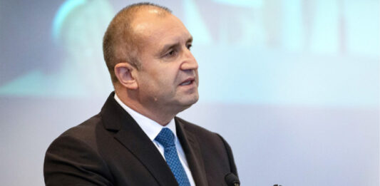 Президентът ще участва в срещата на инициативата „Три морета“ във Вилнюс