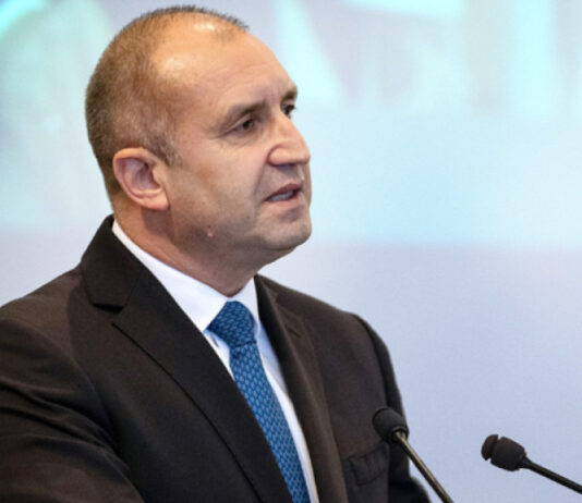 Президентът ще участва в срещата на инициативата „Три морета“ във Вилнюс