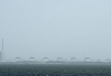 „Росатом“ съобщи за трима ранени при украински атаки с дронове срещу Запорожката АЕЦ