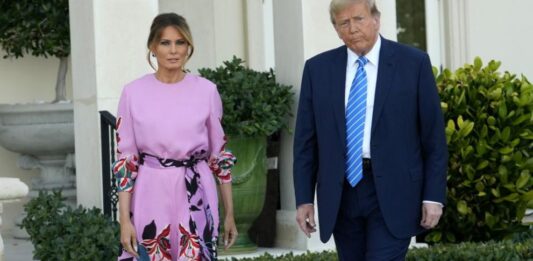 Мелания отново събра погледите с великолепен тоалет за 10 хил. лева