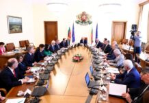 Премиерът Главчев предлага Кирил Вътев да бъдеосвободен като министър на земеделието и храните