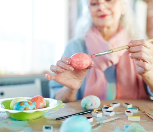 Депутатите решават за великденската добавка на пенсионерите