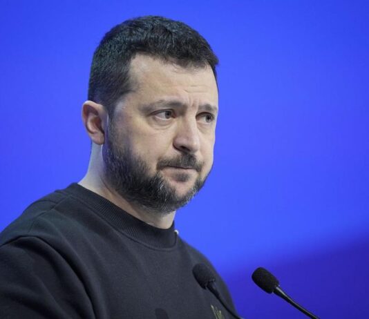 Зеленски: Украйна започна да произвежда системи за противовъздушна отбрана