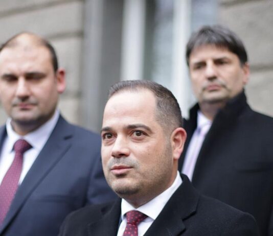 Депутатите изслушват на закрито заседание Калин Стоянов по аферата „Нотариуса“