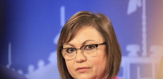 Нинова иска оставката на шефа на парламента