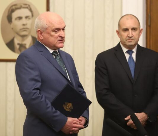 Ще се случат ли исканите рокади в кабинета – президентът и премиерът се срещат