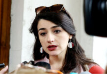 Лена Бориславова няма имунитет, но е готова да се откаже от него