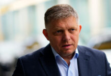 Очакват се подробности за покушението срещу Фицо. Без опасност за живота е