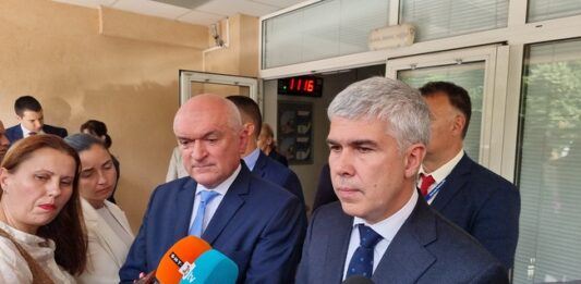 Министър Малинов: Работи се по нова стратегия за утилизация на ядреното гориво