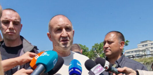 Радев: Неприемливо е продължаването на войната в Украйна