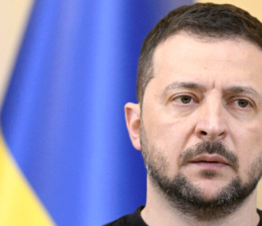 Зеленски: Украинските сили са отблъснали руснаците в източната част на Донецка област
