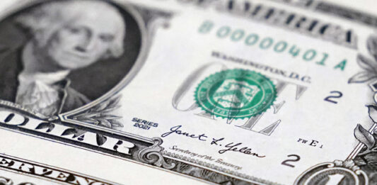 Допълнителен данък за най-богатите би вкарал в държавните бюджети до 250 млрд. долара годишно