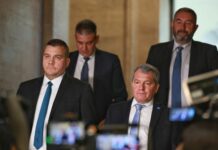 Тошко Йорданов предложи на Румен Радев президентска република и официално поиска третия мандат