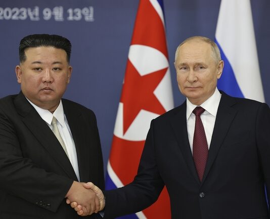 Путин пристига на двудневна визита в Северна Корея