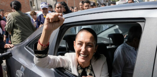 Управляващата в Мексико партия обяви Клаудия Шейнбаум за победител на президентските избори