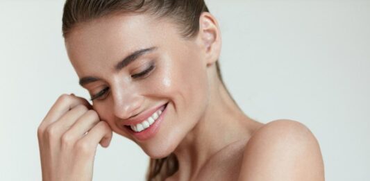 Забравете за ботокса: Ето кой продукт се превърна в TikTok сензация